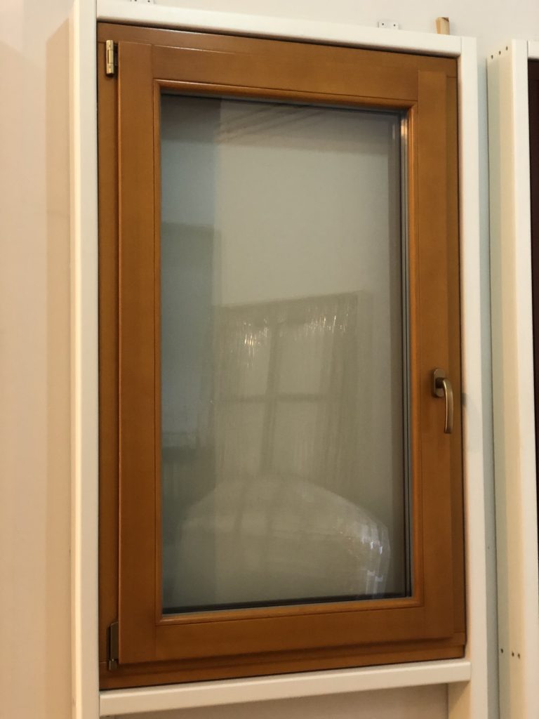 fereastra termopan lemn